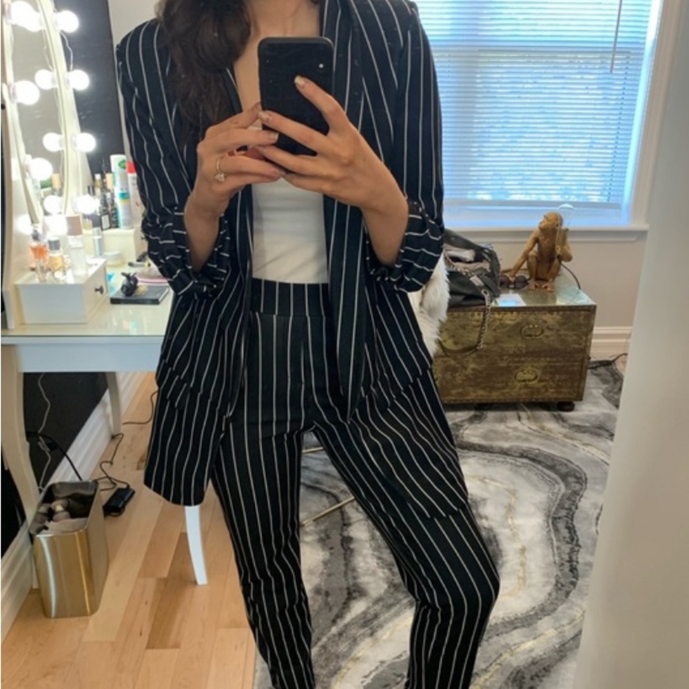 Black and White Striped oversized Blazer and suit pants made in Italy
